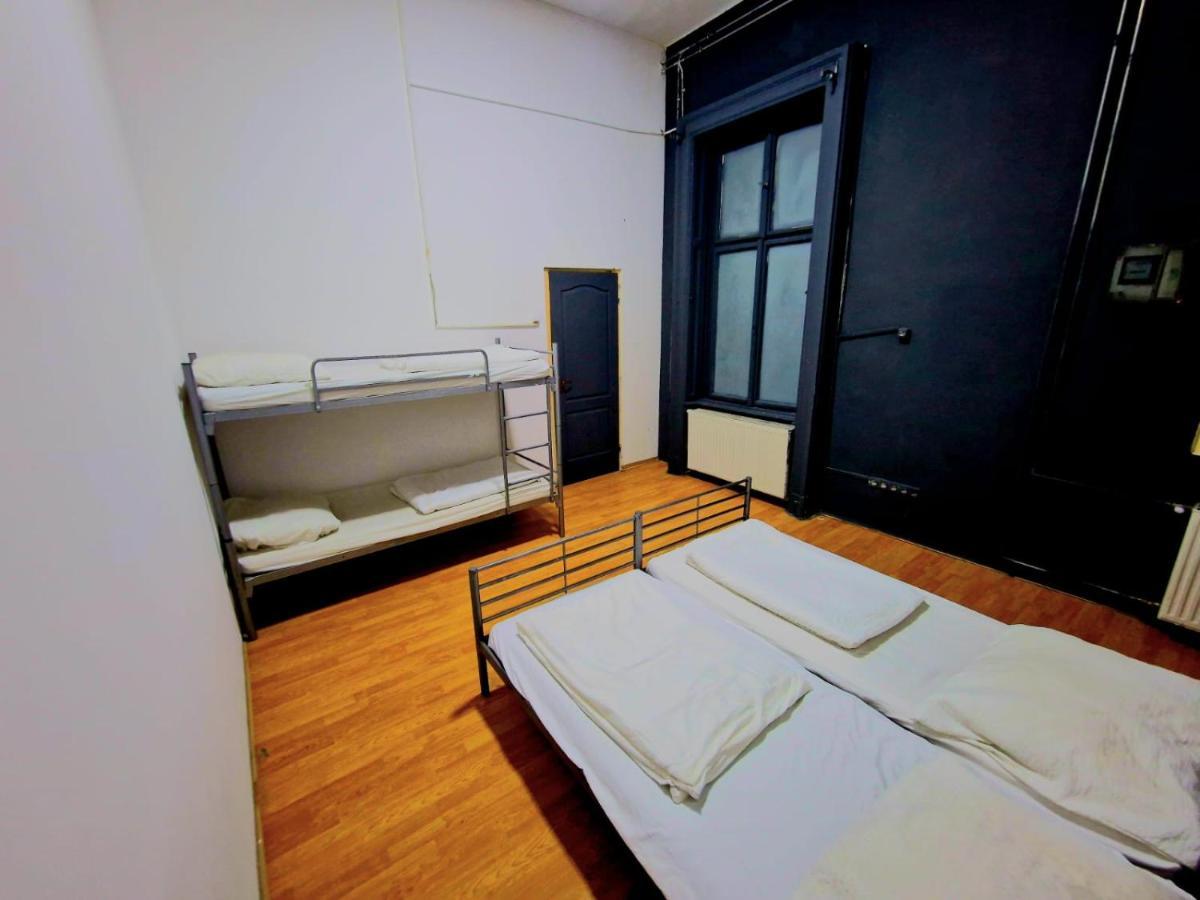 Casa Centrico Hostel Boedapest Buitenkant foto