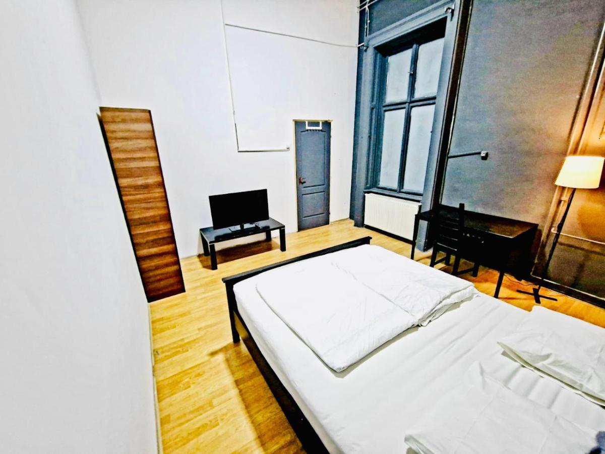 Casa Centrico Hostel Boedapest Buitenkant foto
